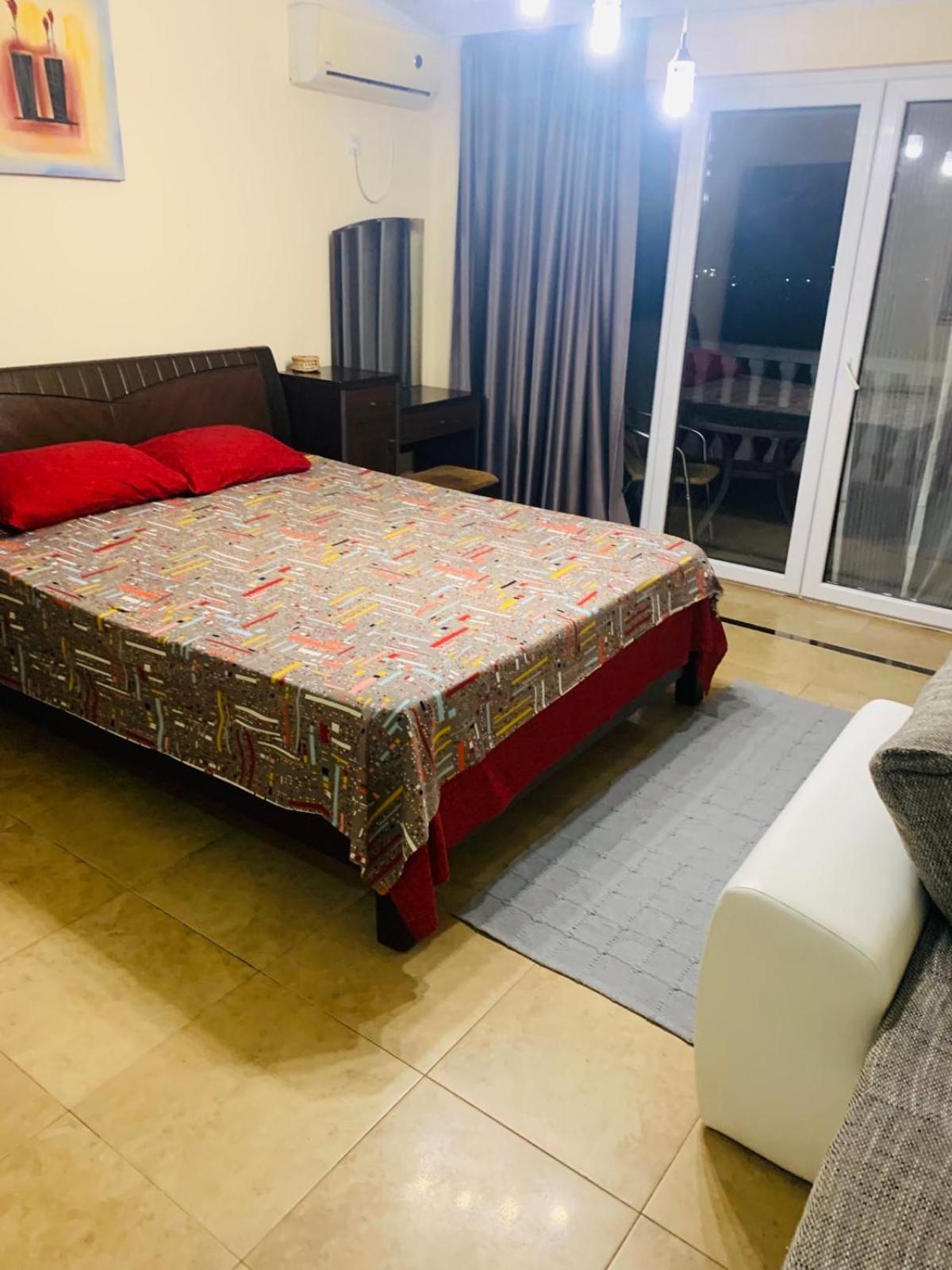 Imperia Apartman Bar Kültér fotó